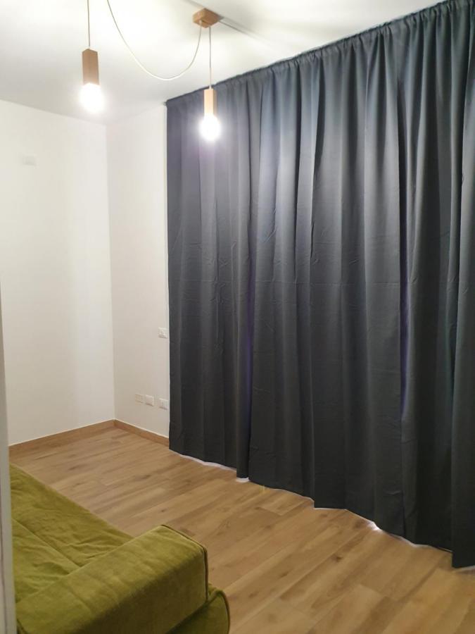 Amuni Apartment ตราปานี ภายนอก รูปภาพ