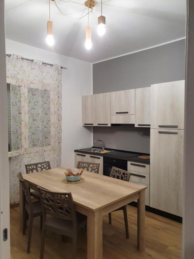Amuni Apartment ตราปานี ภายนอก รูปภาพ